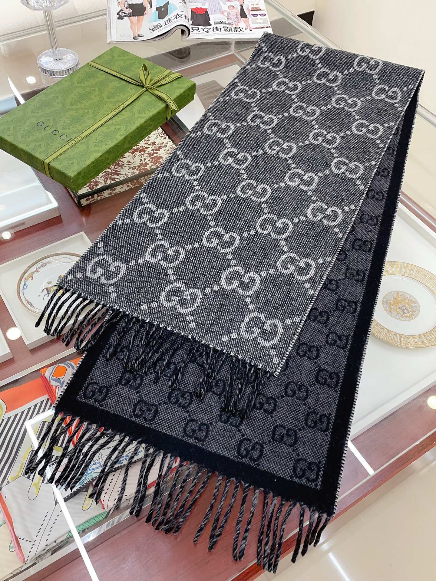 【GUCCI公式旗艦店】グッチ スカーフ 限定発売 送料無料-BRAND OFF