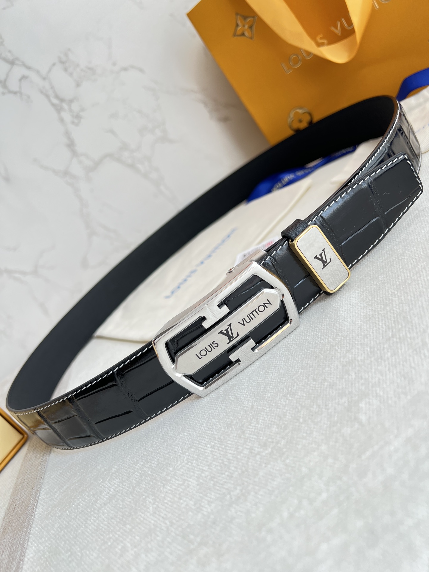 【LOUIS VUITTON】(ルイヴィトン) 3.5cmベルト メンズ-BRAND OFF