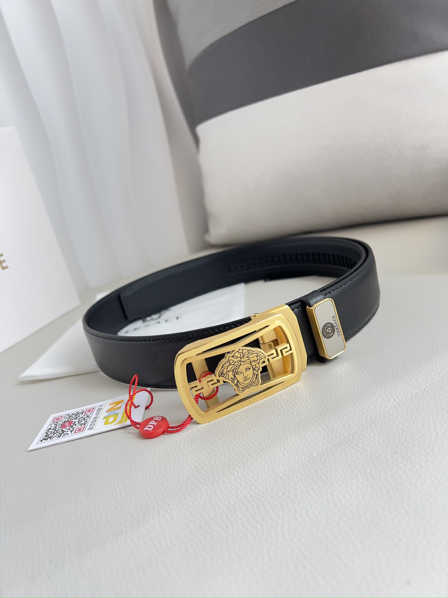 【VERSACE】(ヴェルサーチ) 3.5cmベルト メンズ 24706-BRAND OFF