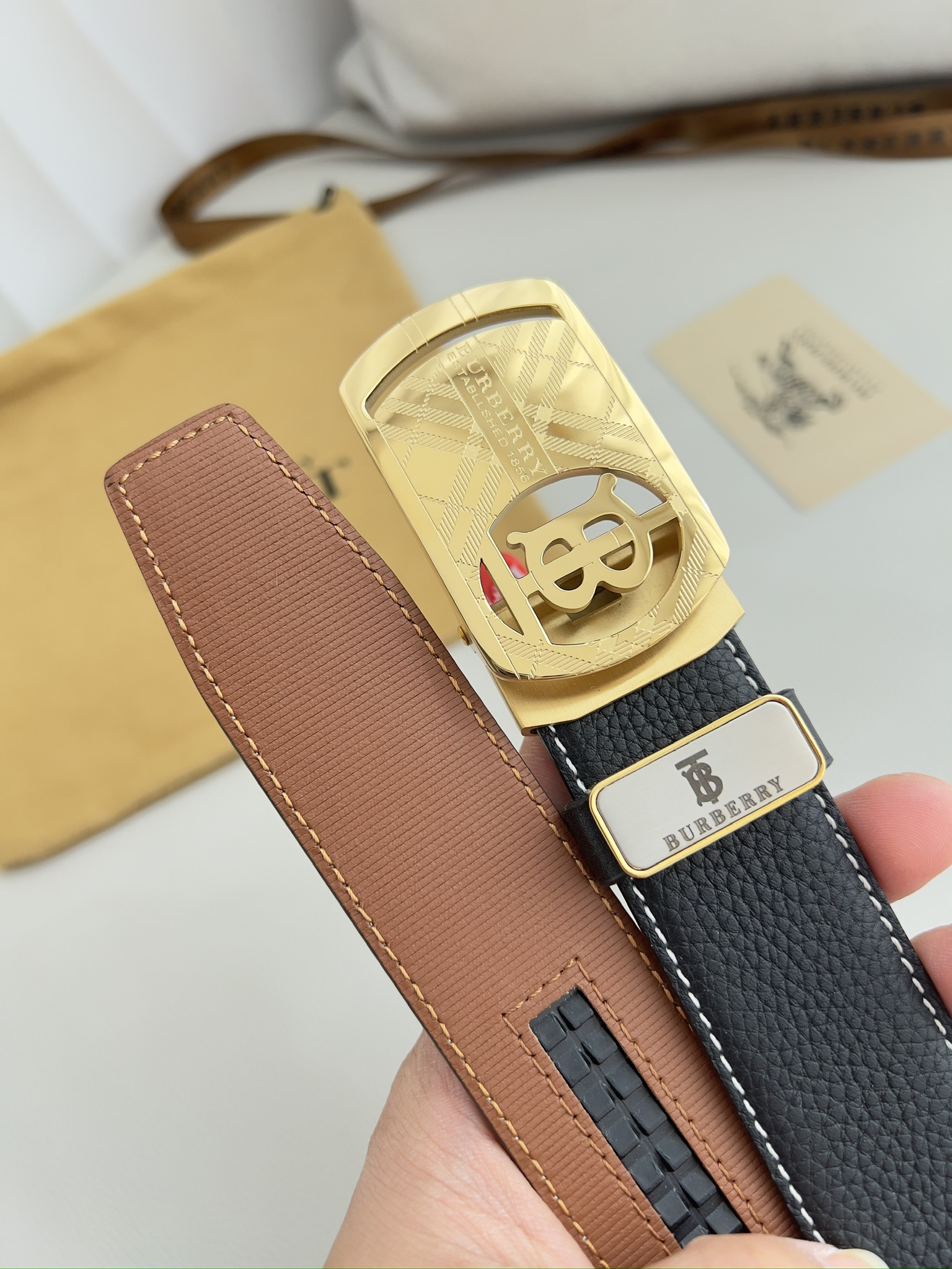【BURBERRY】(バーバリー) 3.5cmベルト メンズ-BRAND OFF