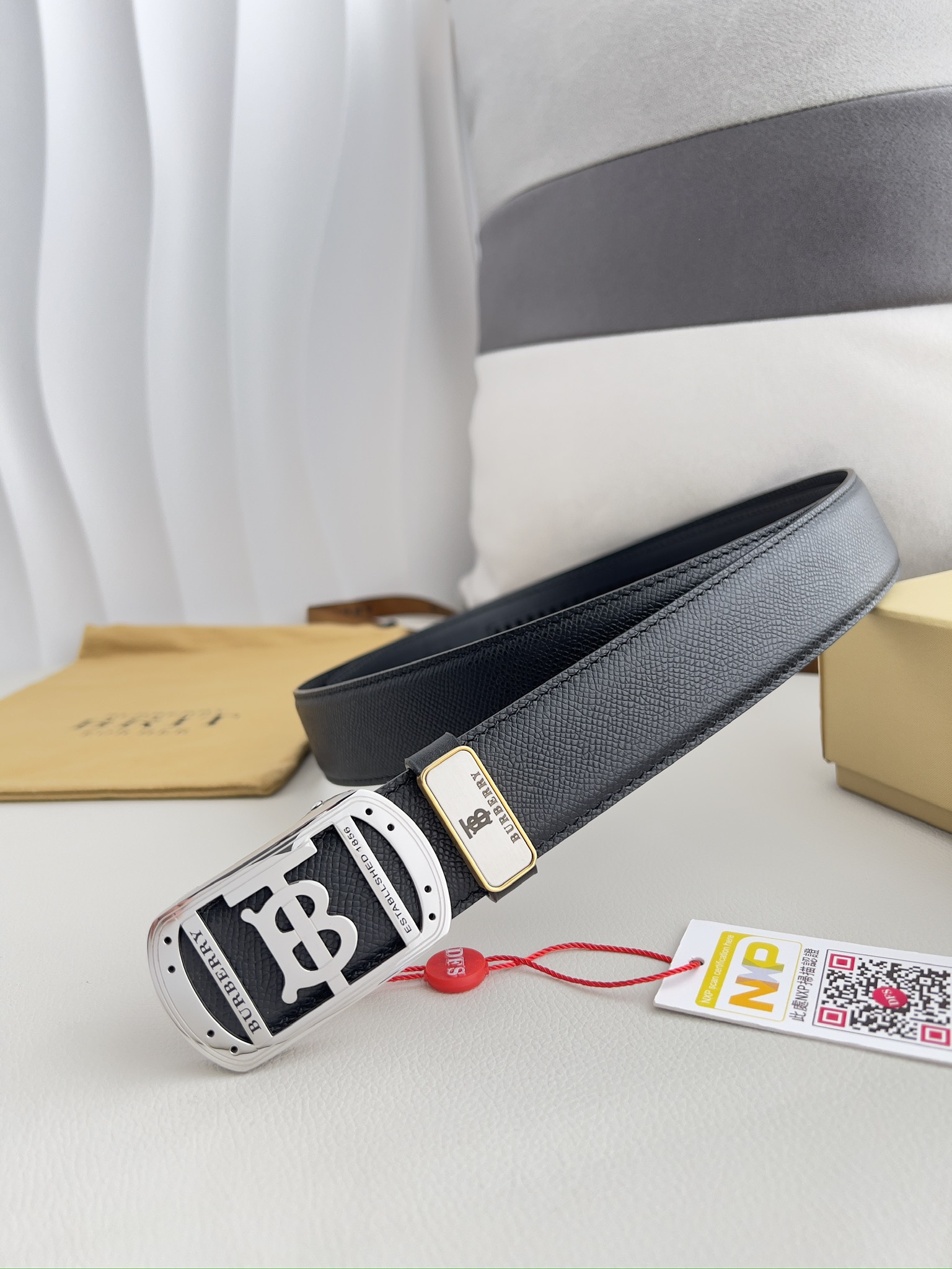 【BURBERRY】(バーバリー) 3.5cmベルト メンズ-BRAND OFF