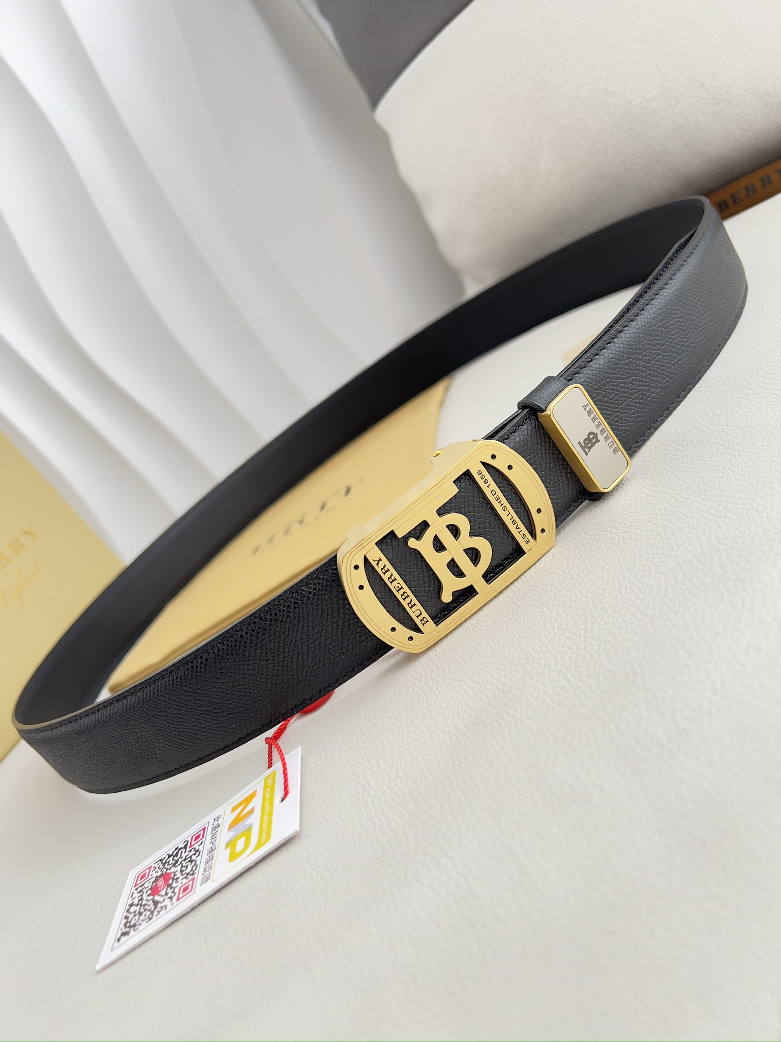 【BURBERRY】(バーバリー) 3.5cmベルト メンズ-BRAND OFF