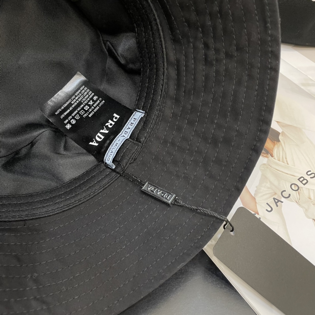 PRADA (プラダ)フィッシャーマンズハット 240904-BRAND OFF