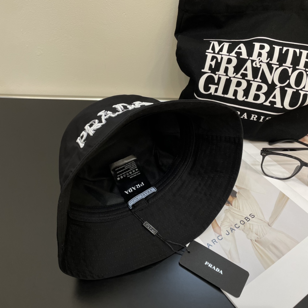 PRADA (プラダ)フィッシャーマンズハット 240904-BRAND OFF