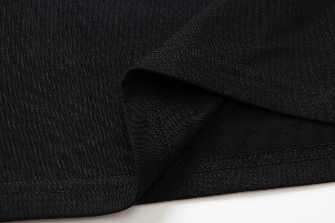 【2026】【LOUIS VUITTON 公式旗艦店】 ルイヴィトン  Tシャツ ご好評に付き再入荷！-BRAND OFF
