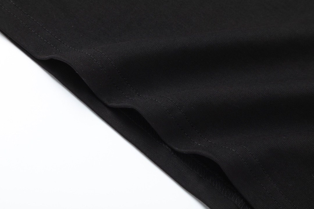 【2026】【BALENCIAGA   公式旗艦店】バレンシアガ   Tシャツ ご好評に付き再入荷！-BRAND OFF