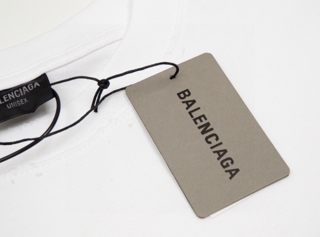 【2026】【BALENCIAGA  公式旗艦店】バレンシアガ  Tシャツ ご好評に付き再入荷！-BRAND OFF