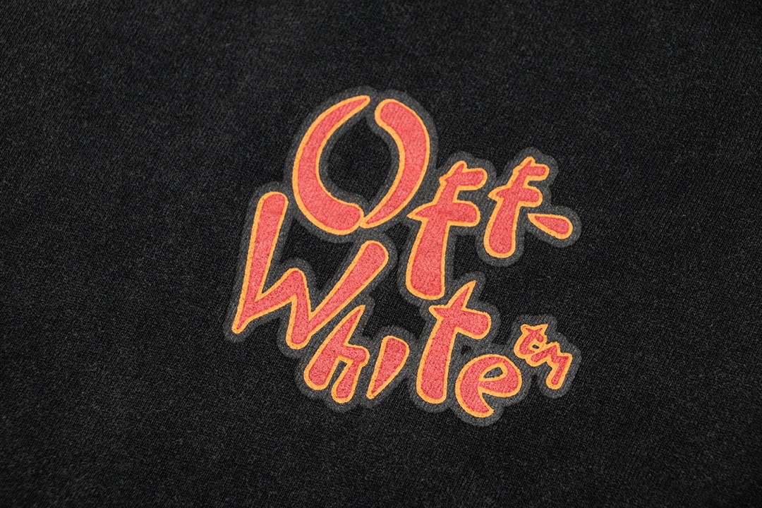 【OFF-WHITE 公式旗艦店】オフホワイト  Tシャツ ご好評に付き再入荷！24629-BRAND OFF