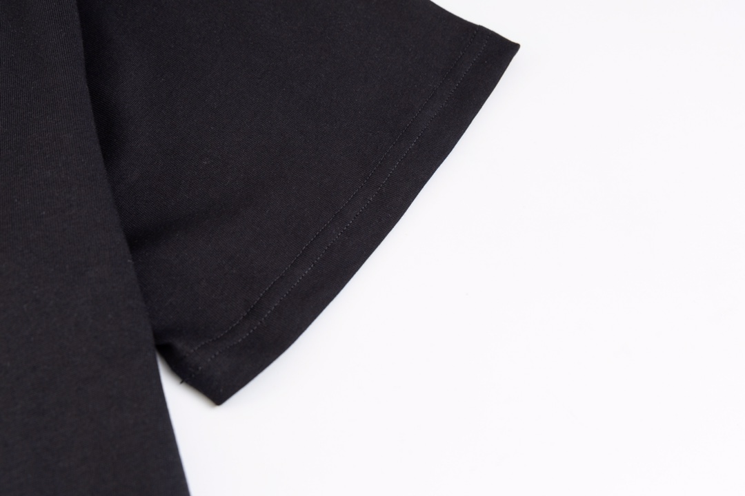 【2026】【CELINE 公式旗艦店】セリーヌ   Tシャツ ご好評に付き再入荷！-BRAND OFF