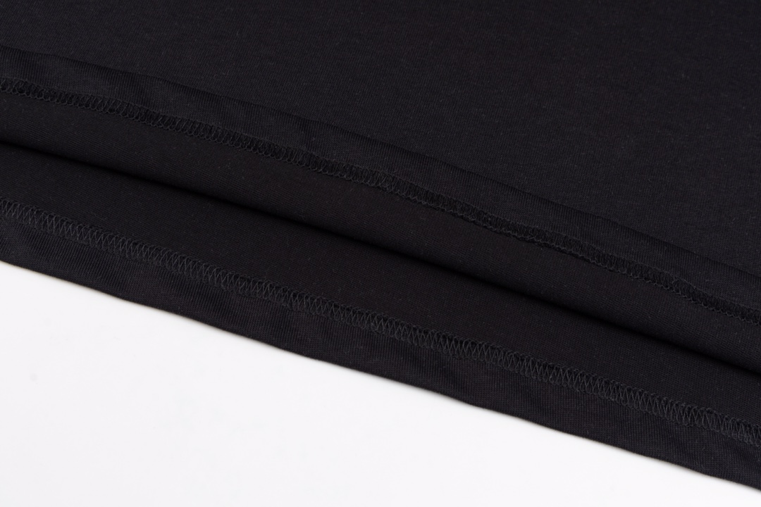 【2026】【CELINE 公式旗艦店】セリーヌ   Tシャツ ご好評に付き再入荷！-BRAND OFF
