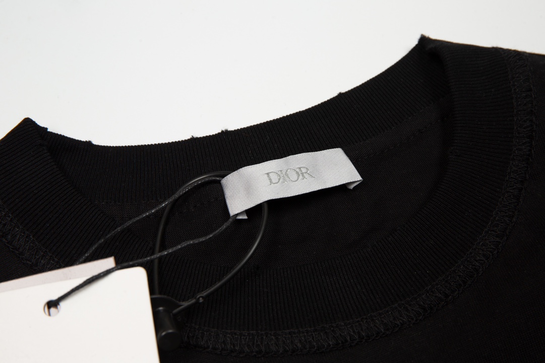 【2026】【DIOR  公式旗艦店】ディオール  Tシャツ ご好評に付き再入荷！-BRAND OFF