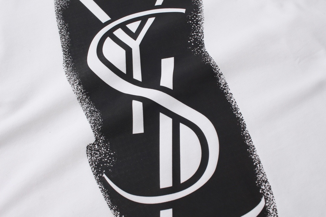 【YSL SAINT LAURENT 公式旗艦店】サンローラン Tシャツ ご好評に付き再入荷！-BRAND OFF