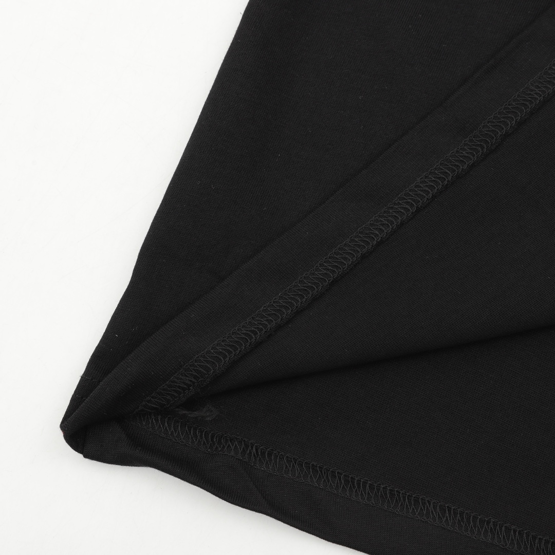 【2026】【BALENCIAGA  公式旗艦店】バレンシアガ  Tシャツ ご好評に付き再入荷！-BRAND OFF