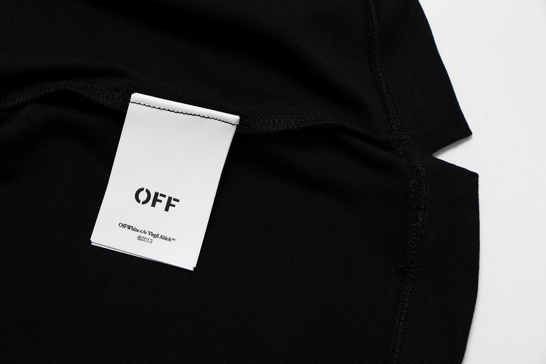 【OFF-WHITE 公式旗艦店】オフホワイト  Tシャツ ご好評に付き再入荷！-BRAND OFF