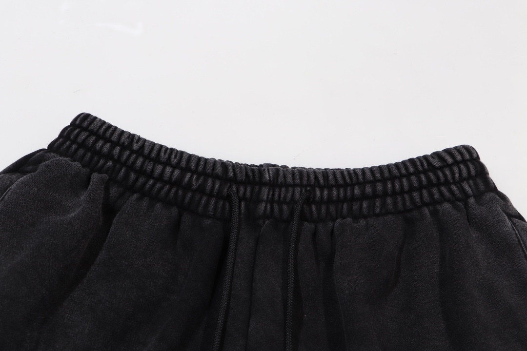 【BALENCIAGA  公式旗艦店】バレンシアガ   ショートパンツ  ご好評に付き再入荷！-BRAND OFF