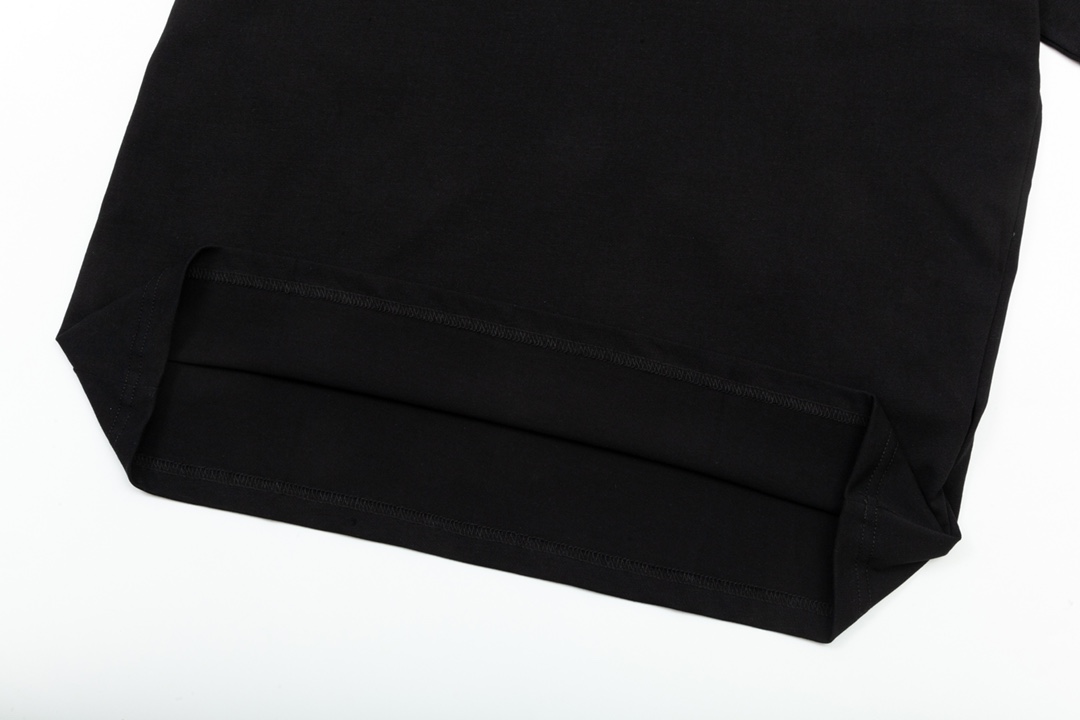 【OFF-WHITE 公式旗艦店】オフホワイト  Tシャツ ご好評に付き再入荷！-BRAND OFF