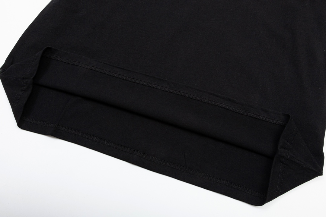 【OFF-WHITE 公式旗艦店】オフホワイト  Tシャツ ご好評に付き再入荷！-BRAND OFF