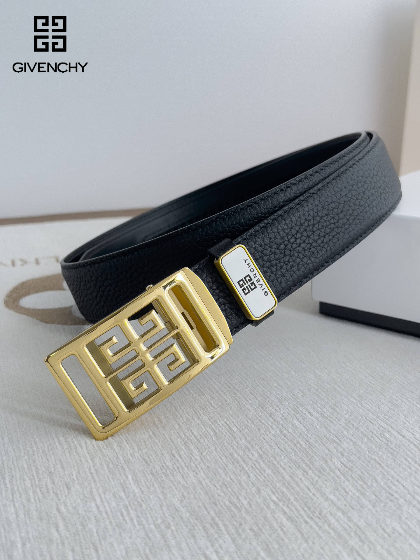 【GIVENCHY】(ジバンシー) 3.5cmベルト メンズ 240903-BRAND OFF