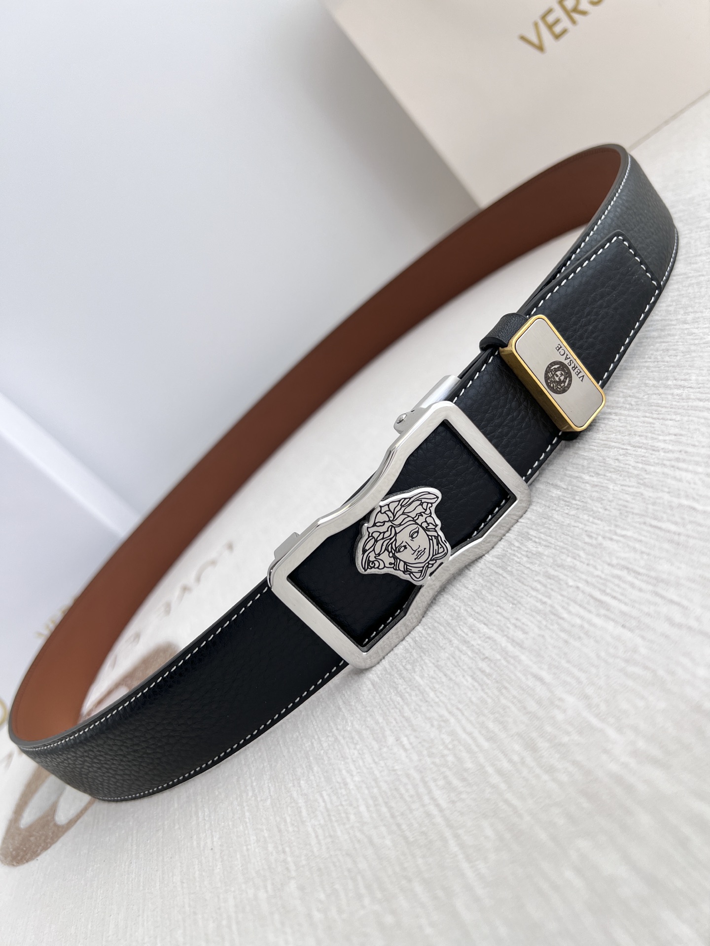 【VERSACE】(ヴェルサーチ) 3.5cmベルト メンズ 24706-BRAND OFF