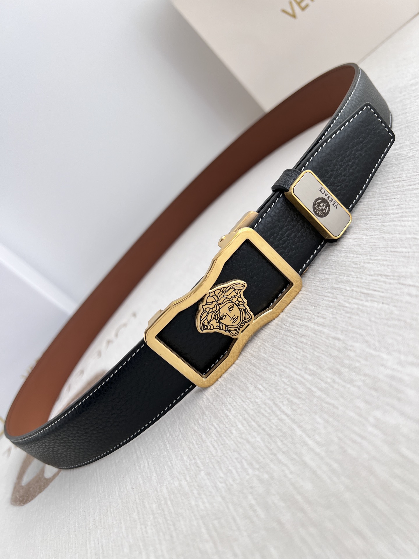【VERSACE】(ヴェルサーチ) 3.5cmベルト メンズ 24706-BRAND OFF