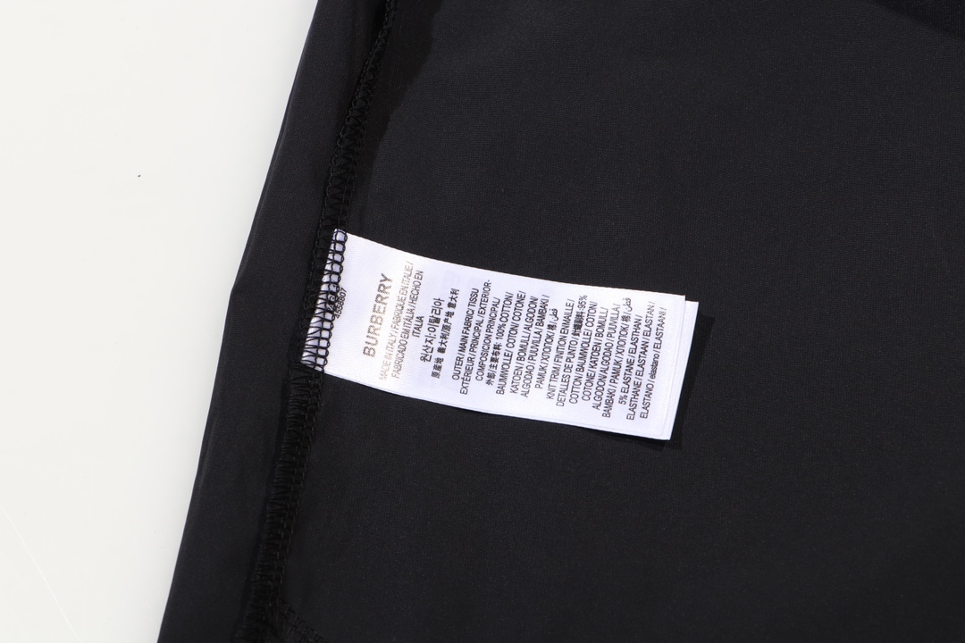 【BURBERRY  公式旗艦店】バーバリー ショートパンツご好評に付き再入荷！-BRAND OFF