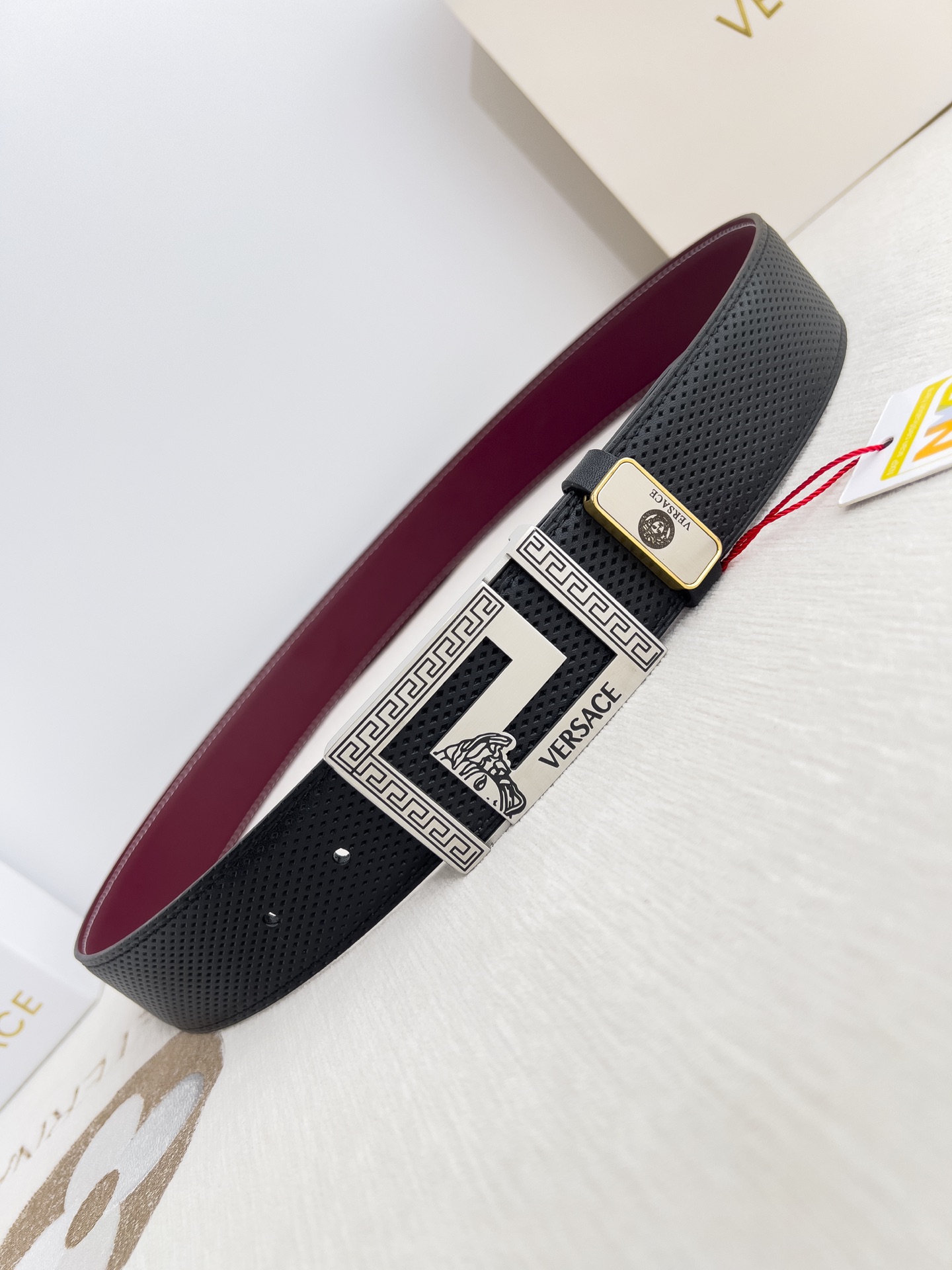 【2026】【VERSACE】(ヴェルサーチ) 3.8cmベルト メンズ 24706-BRAND OFF