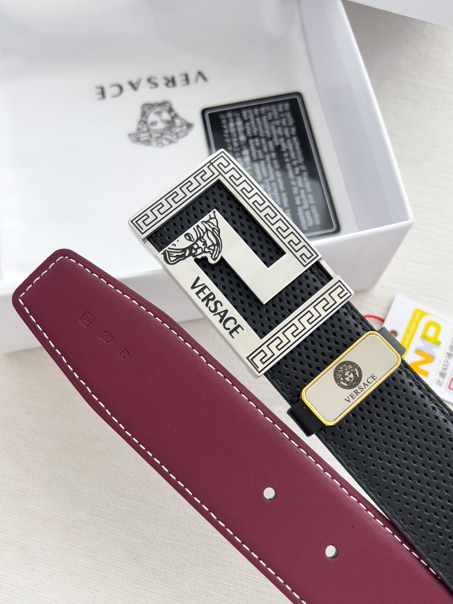 【2026】【VERSACE】(ヴェルサーチ) 3.8cmベルト メンズ 24706-BRAND OFF