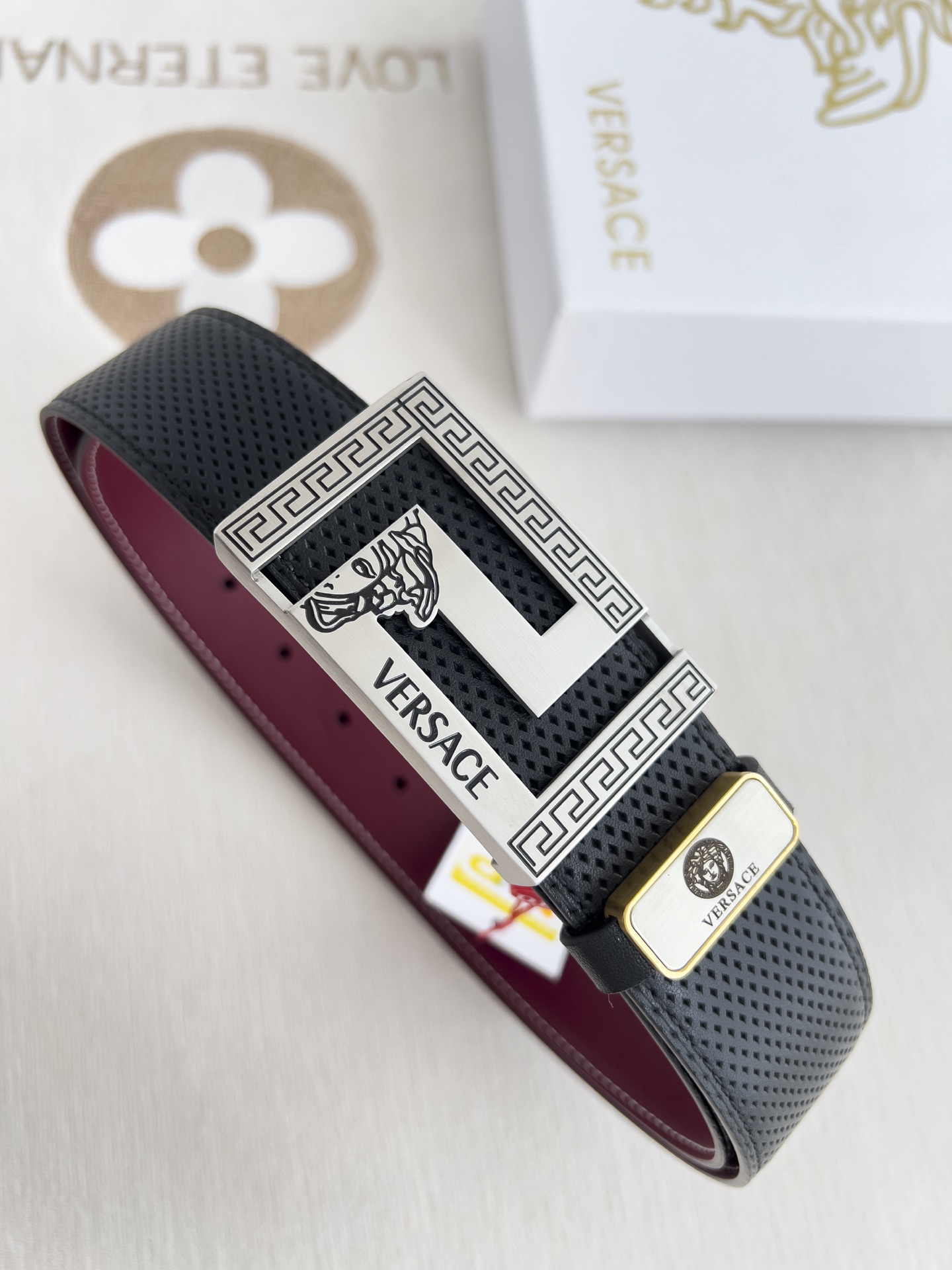 【2026】【VERSACE】(ヴェルサーチ) 3.8cmベルト メンズ 24706-BRAND OFF