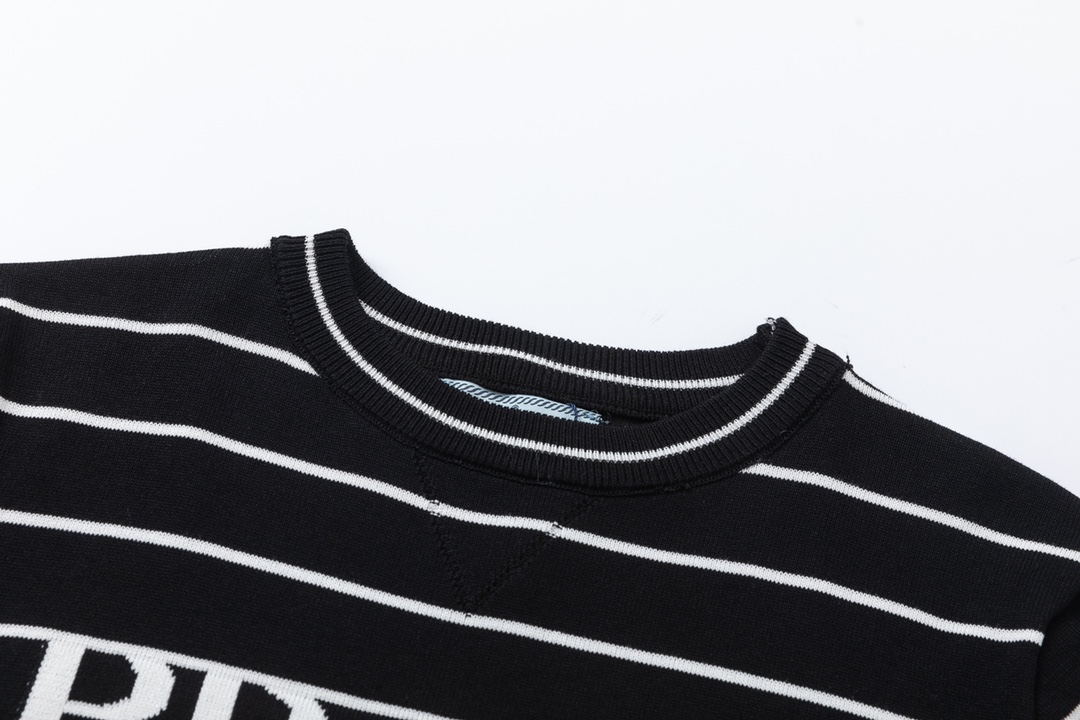 【2026】【PRADA  公式旗艦店】プラダ  Tシャツ ご好評に付き再入荷！-BRAND OFF