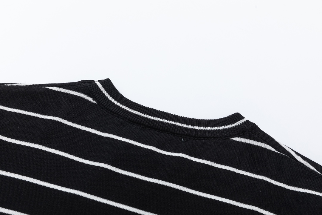 【2026】【PRADA  公式旗艦店】プラダ  Tシャツ ご好評に付き再入荷！-BRAND OFF