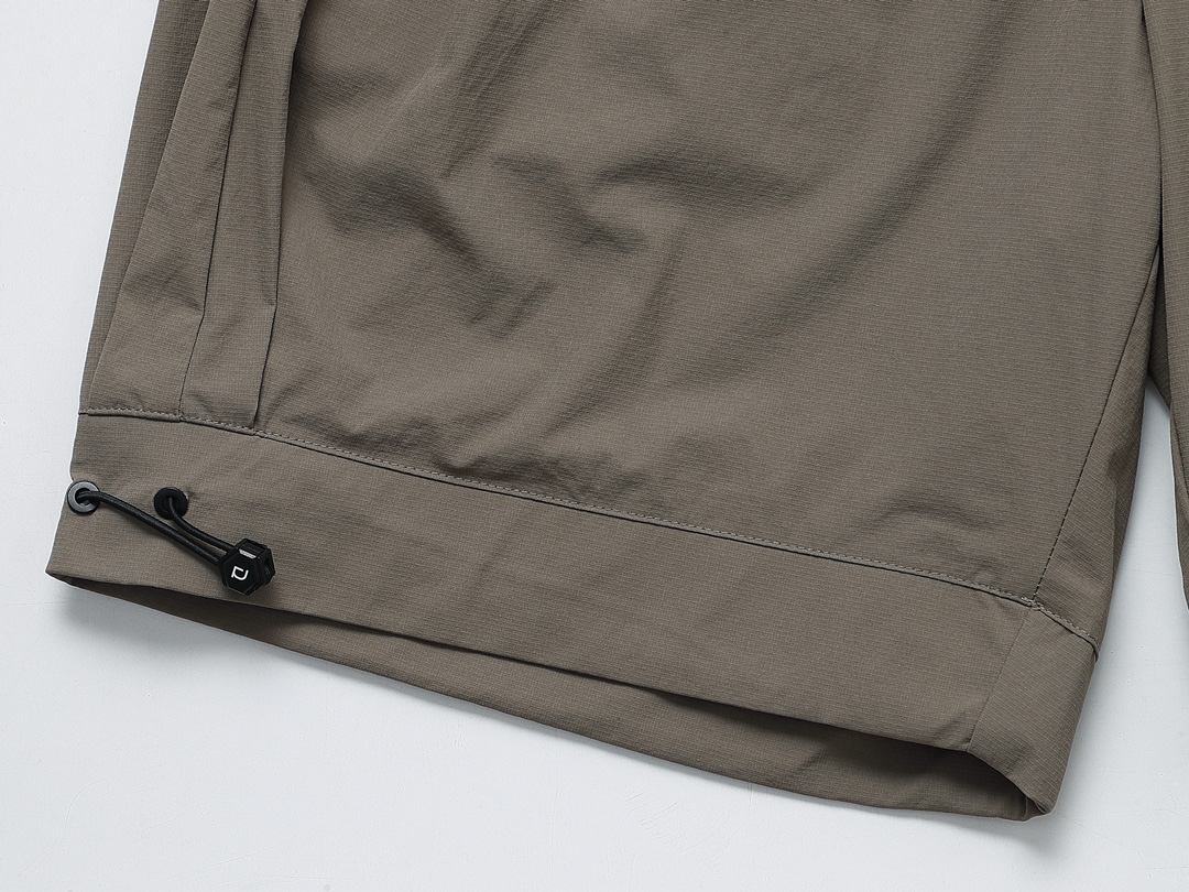 【MONCLER 公式旗艦店】モンクレール   ショートパンツ  ご好評に付き再入荷！-BRAND OFF
