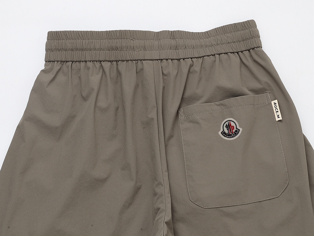 【MONCLER 公式旗艦店】モンクレール   ショートパンツ  ご好評に付き再入荷！-BRAND OFF