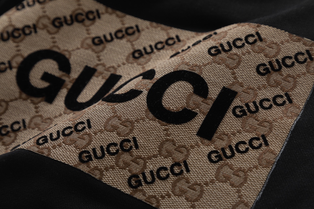 【GUCCI 公式旗艦店】グッチ  ショートパンツご好評に付き再入荷！-BRAND OFF
