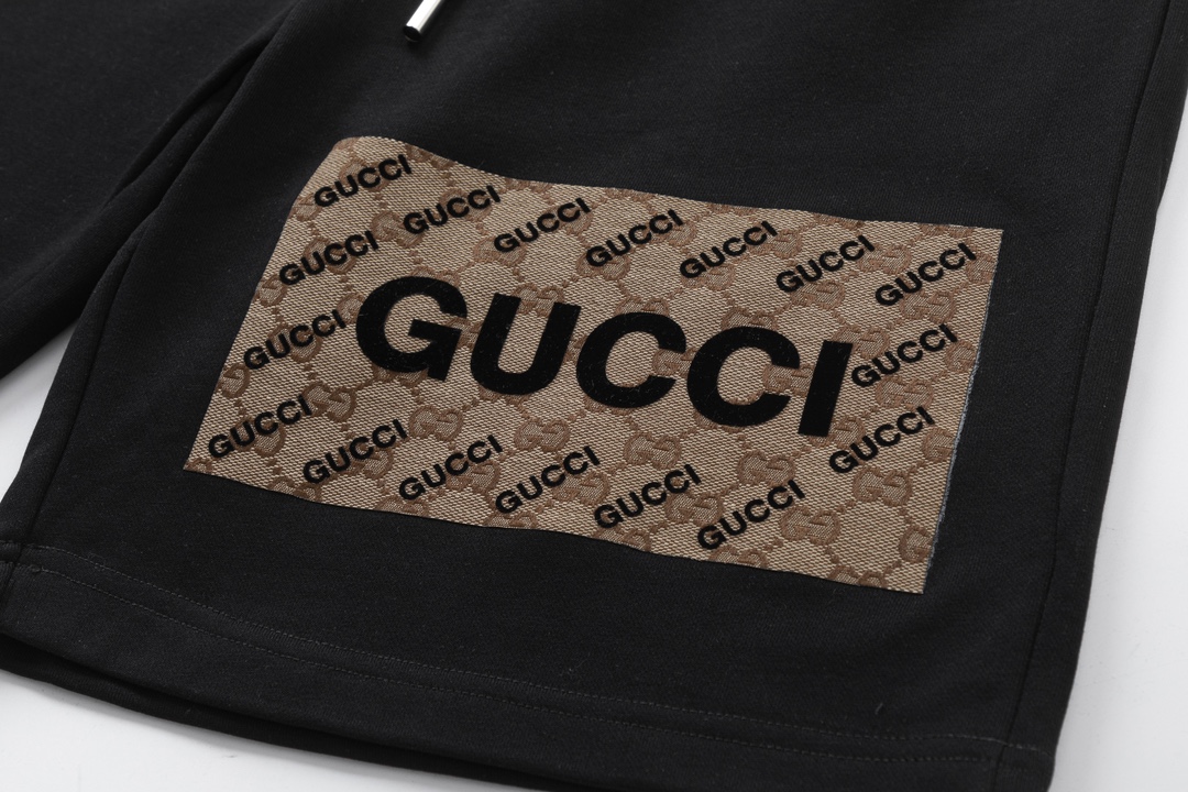 【GUCCI 公式旗艦店】グッチ  ショートパンツご好評に付き再入荷！-BRAND OFF