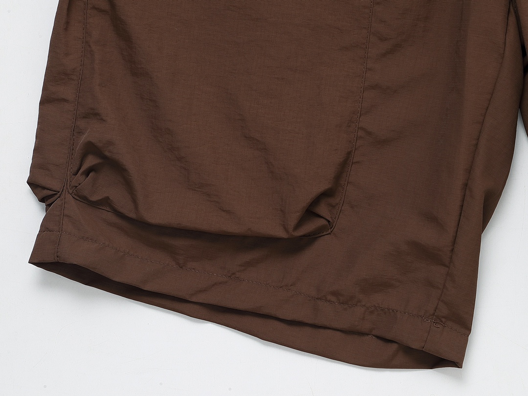 【BURBERRY  公式旗艦店】バーバリー ショートパンツご好評に付き再入荷！-BRAND OFF