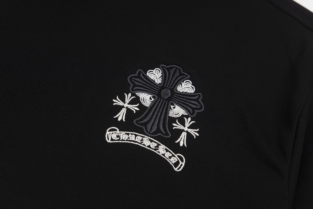 【2026】【CHROME HEARTS公式旗艦店】クロムハーツ  Tシャツ ご好評に付き再入荷！-BRAND OFF
