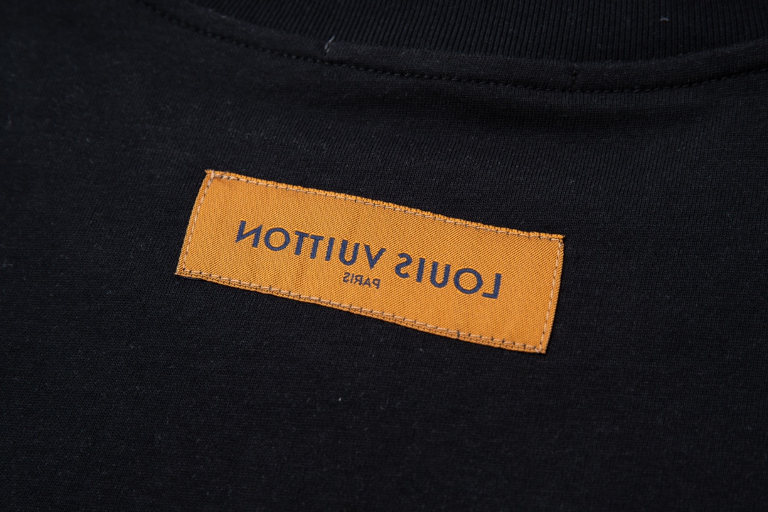 【2026】LV 【LOUIS VUITTON  公式旗艦店】ルイヴィトン    Tシャツご好評に付き再入荷！-BRAND OFF