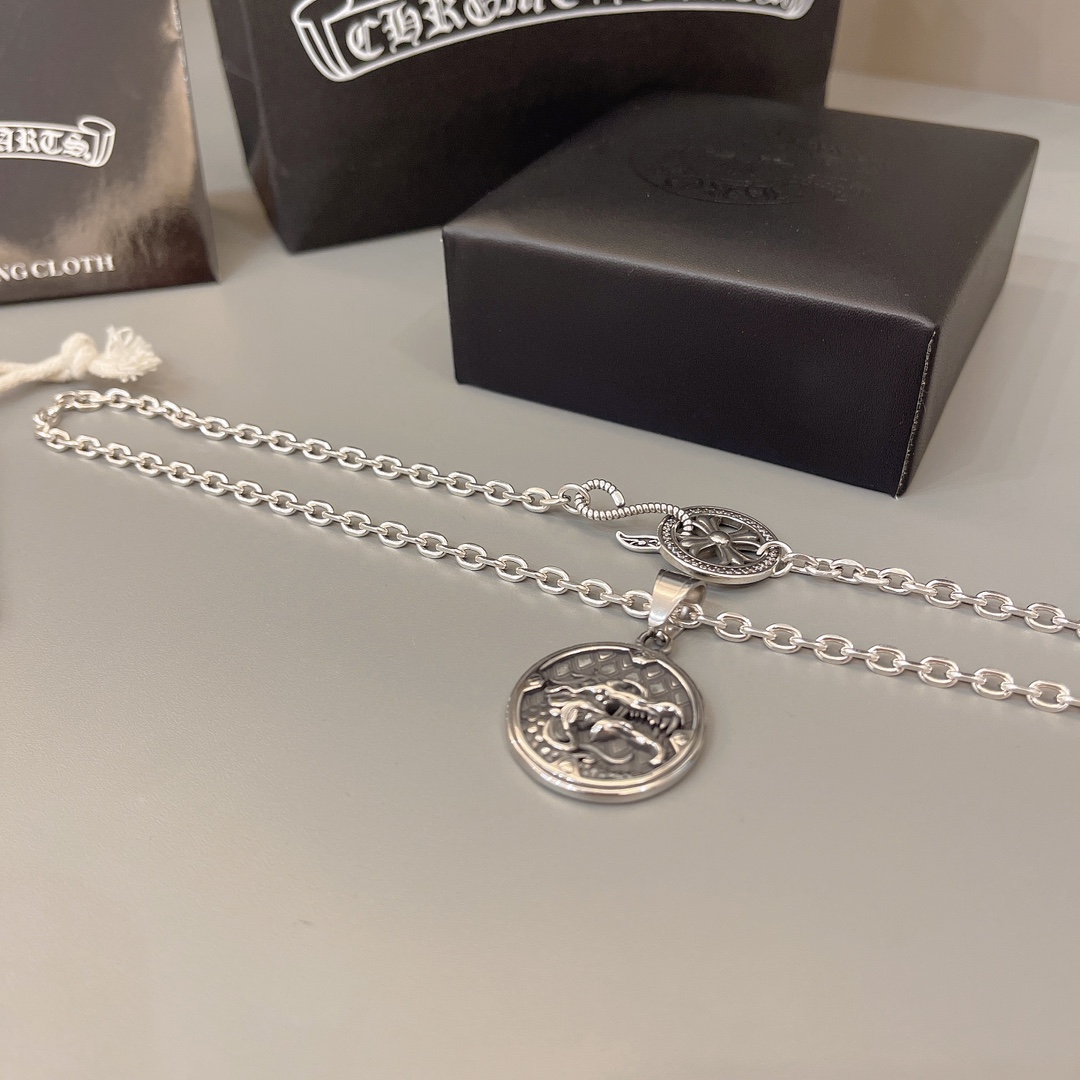 【CHROME HEARTS】クロムハーツ、新しいネックレス万能シンプルファッションオーナメント 2471-BRAND OFF