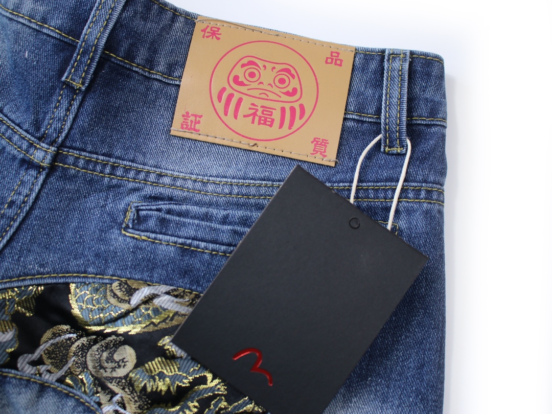 【EVISU  公式旗艦店】エヴィス ショートパンツ  ご好評に付き再入荷！-BRAND OFF