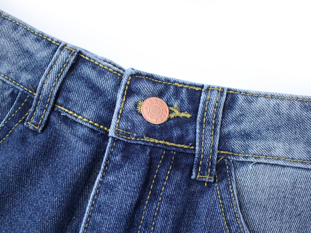 【EVISU  公式旗艦店】エヴィス ショートパンツ  ご好評に付き再入荷！-BRAND OFF