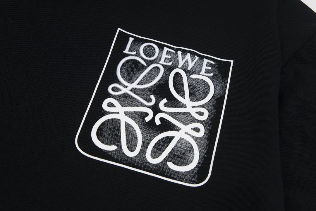 【2026】【LOEWE  公式旗艦店】ロエベ   Tシャツ ご好評に付き再入荷 24613-BRAND OFF