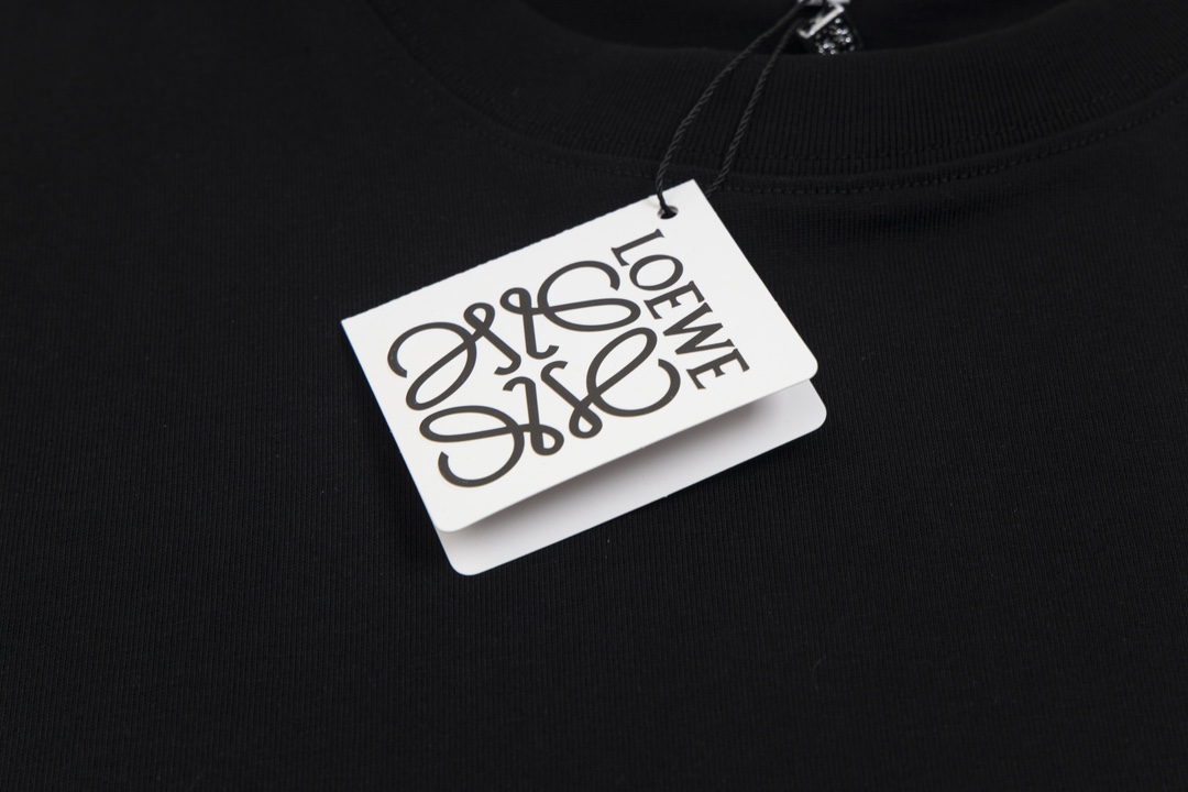 【2026】【LOEWE  公式旗艦店】ロエベ   Tシャツ ご好評に付き再入荷 24613-BRAND OFF