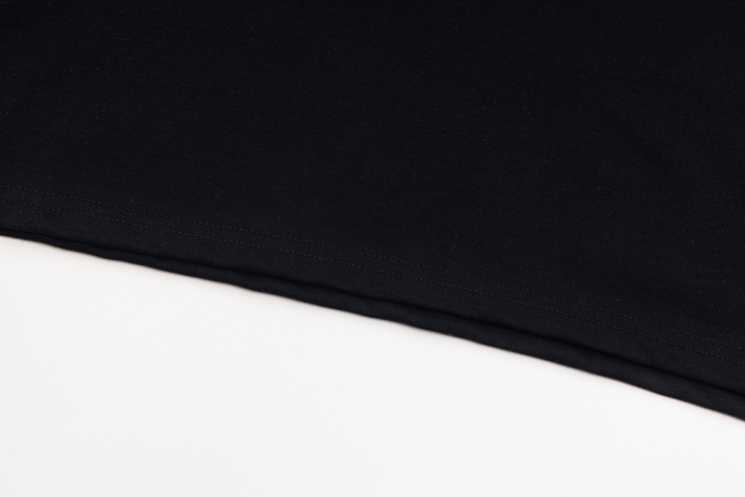 【2026】【LOUIS VUITTON  公式旗艦店】ルイヴィトン  Tシャツ ご好評に付き再入荷 240624-BRAND OFF