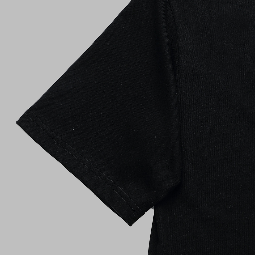 【2026】【FENDI  公式旗艦店】フェンディ  Tシャツ ご好評に付き再入荷！-BRAND OFF