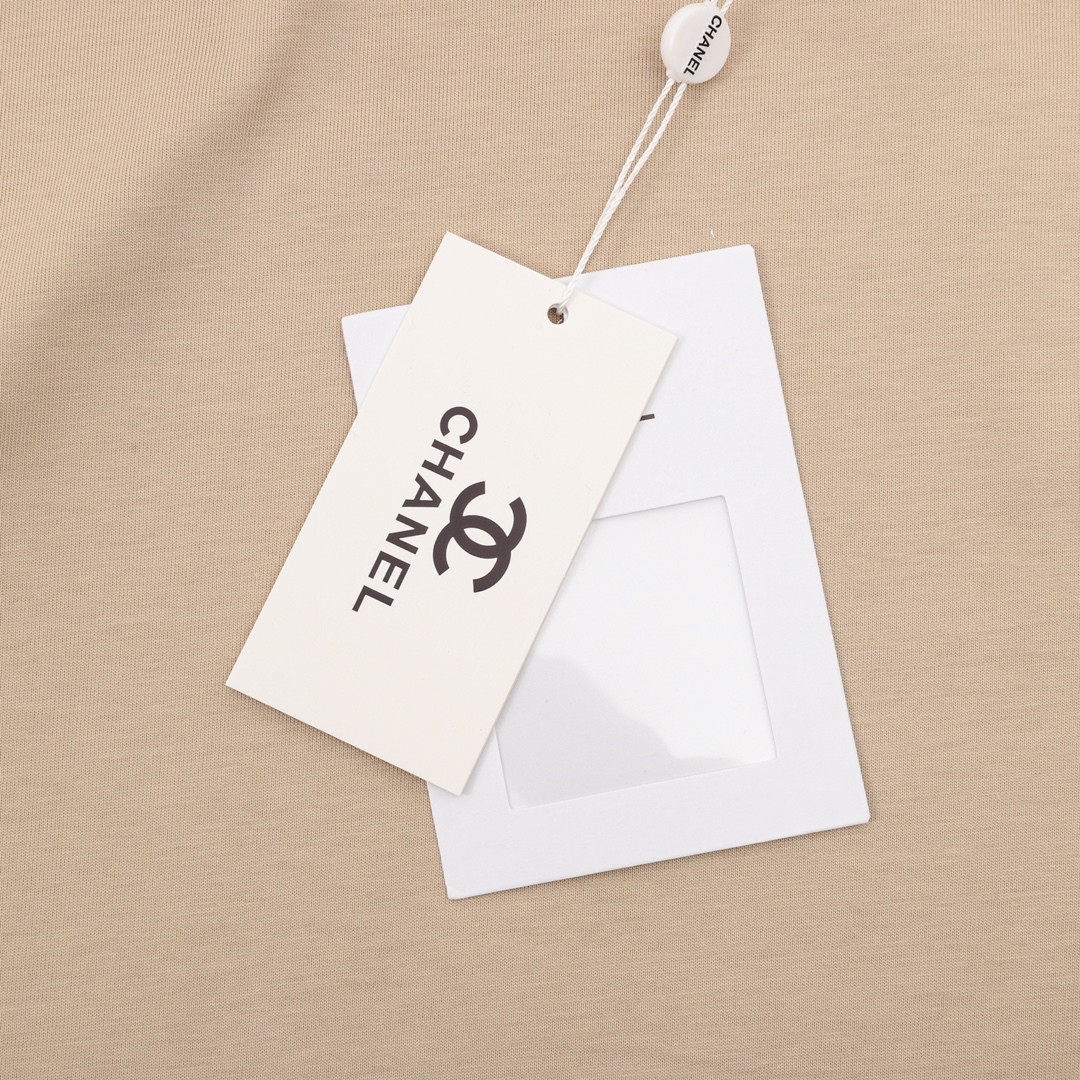 【CHANEL  公式旗艦店】シャネル  Tシャツ ご好評に付き再入荷 24626-BRAND OFF