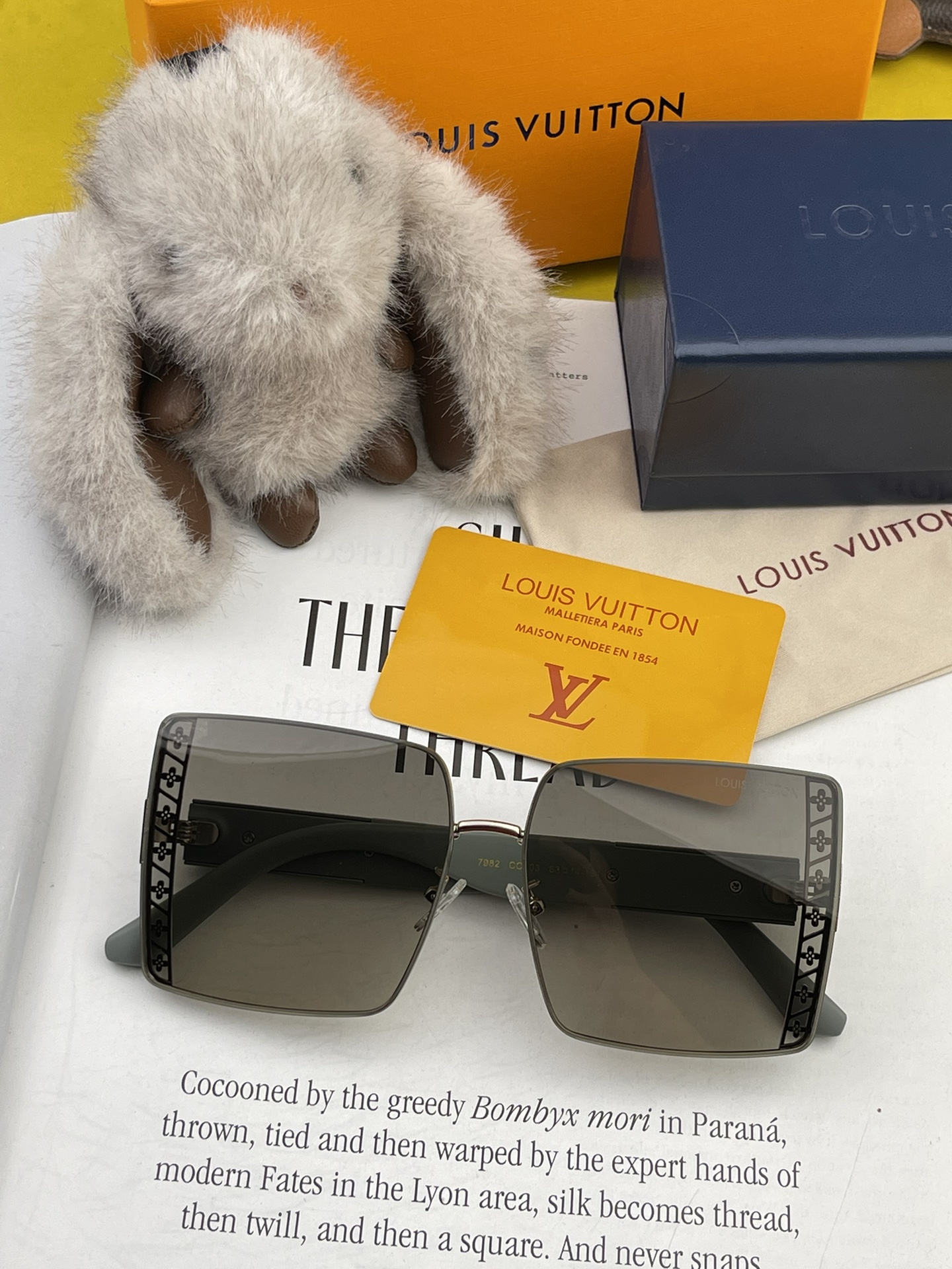 LOUIS VUITTON(ルイヴィトン) サングラス-BRAND OFF
