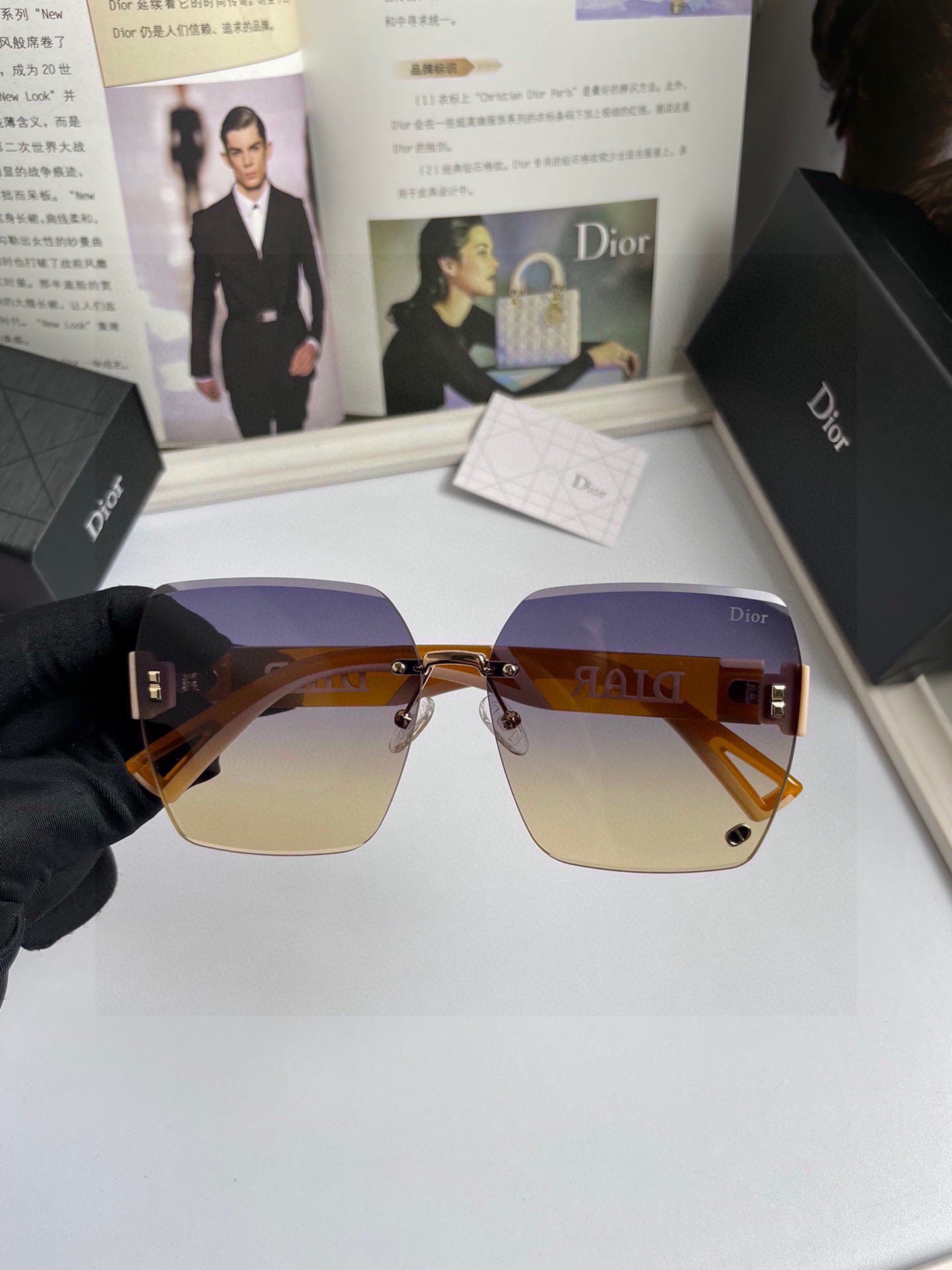 DIOR(  ディオール ) サングラス-BRAND OFF