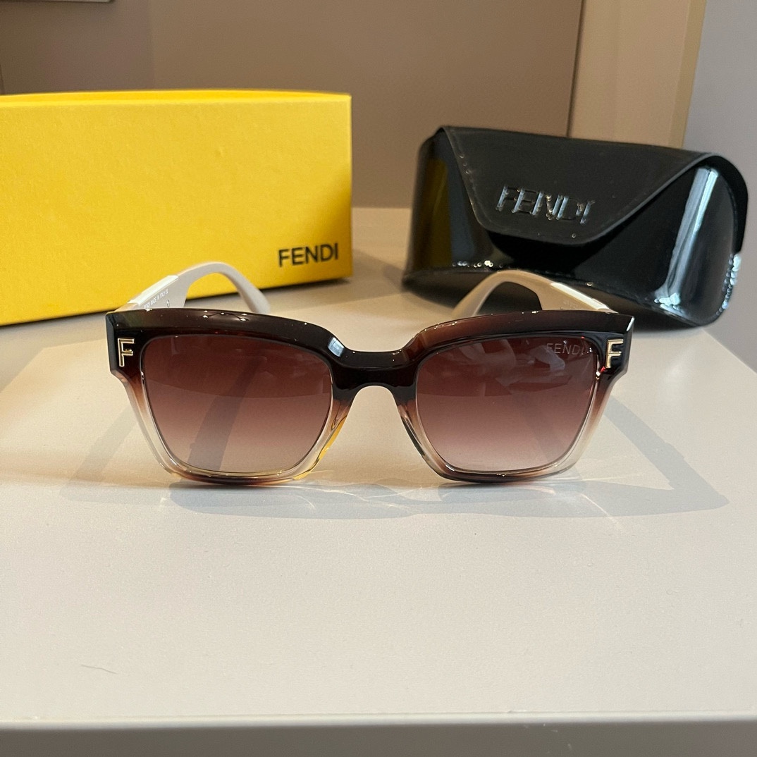 FENDI(フェンディ) サングラス-BRAND OFF