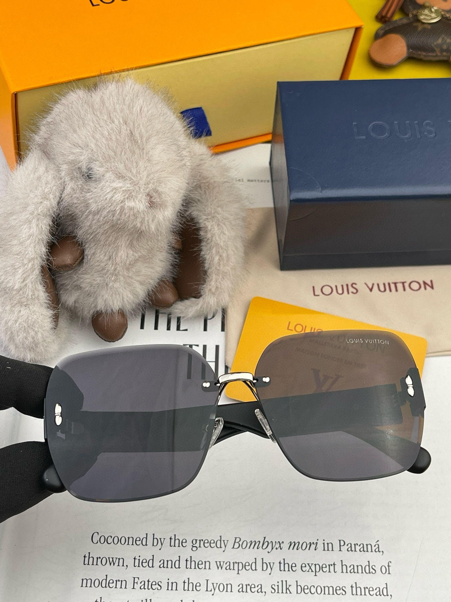 LOUIS VUITTON(ルイヴィトン) サングラス-BRAND OFF