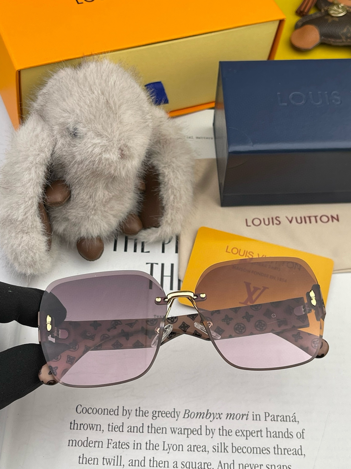 LOUIS VUITTON(ルイヴィトン) サングラス-BRAND OFF